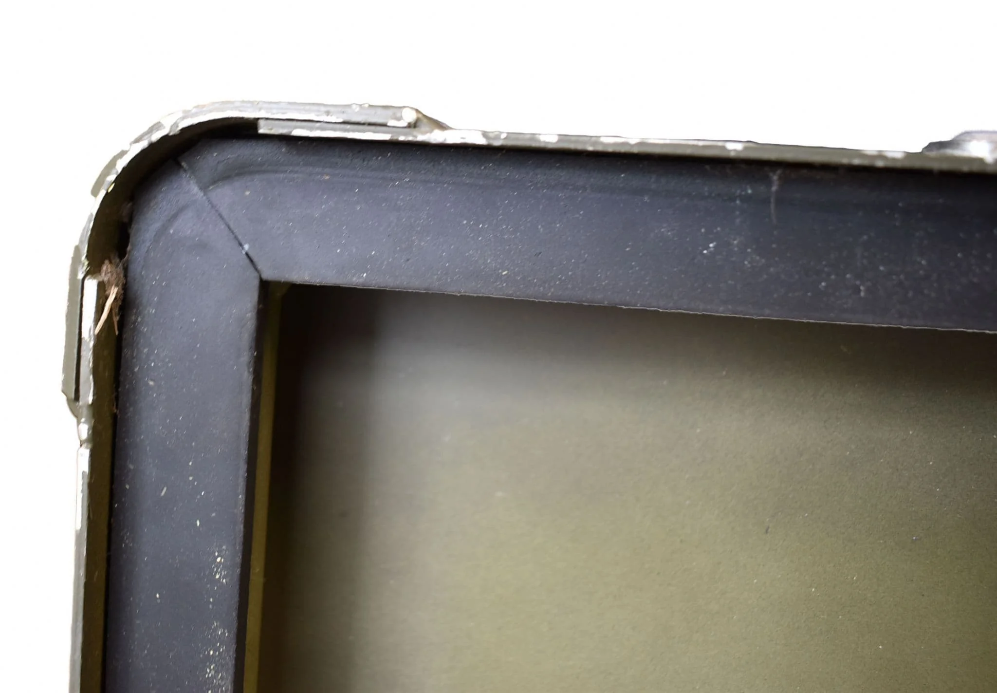Ex Military Large Olive Metal Storage Case - Image 4