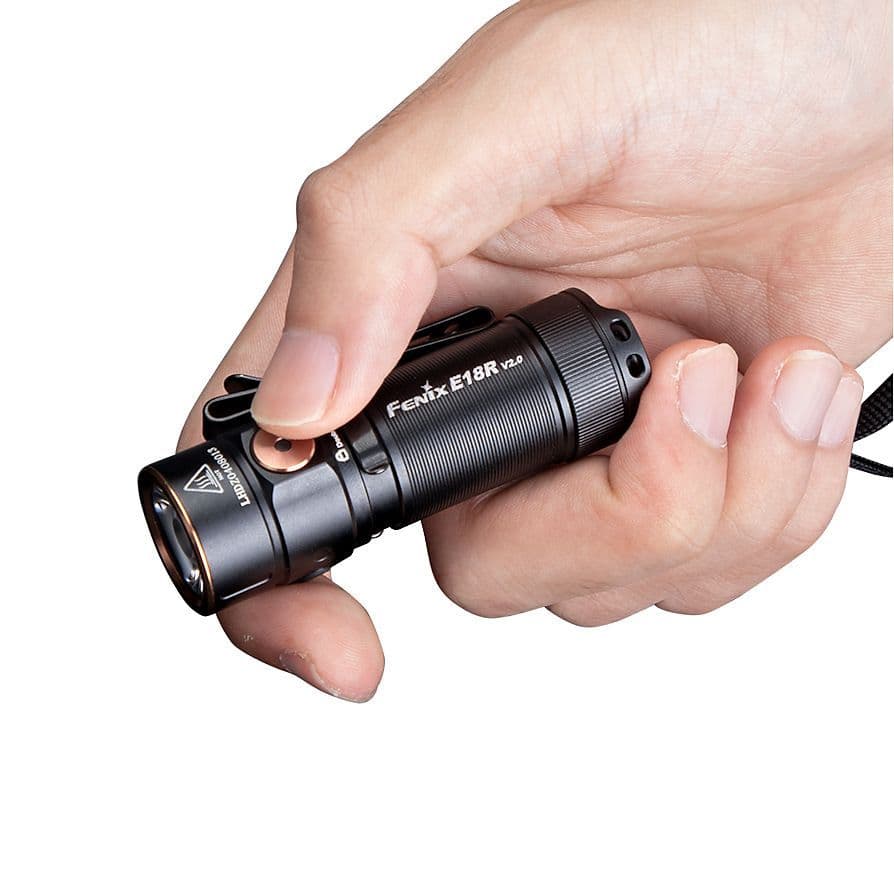 Fenix Torches E18 V2 1200 Lumen Rechargeable torch - Image 2