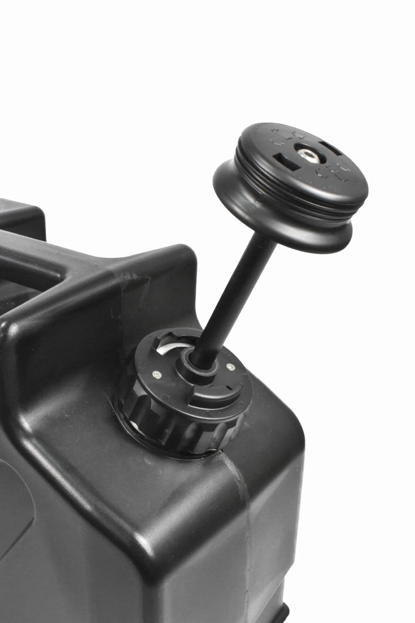 Icon LifeSaver 20000UF Water Purification Jerry Can - Black - Image 8