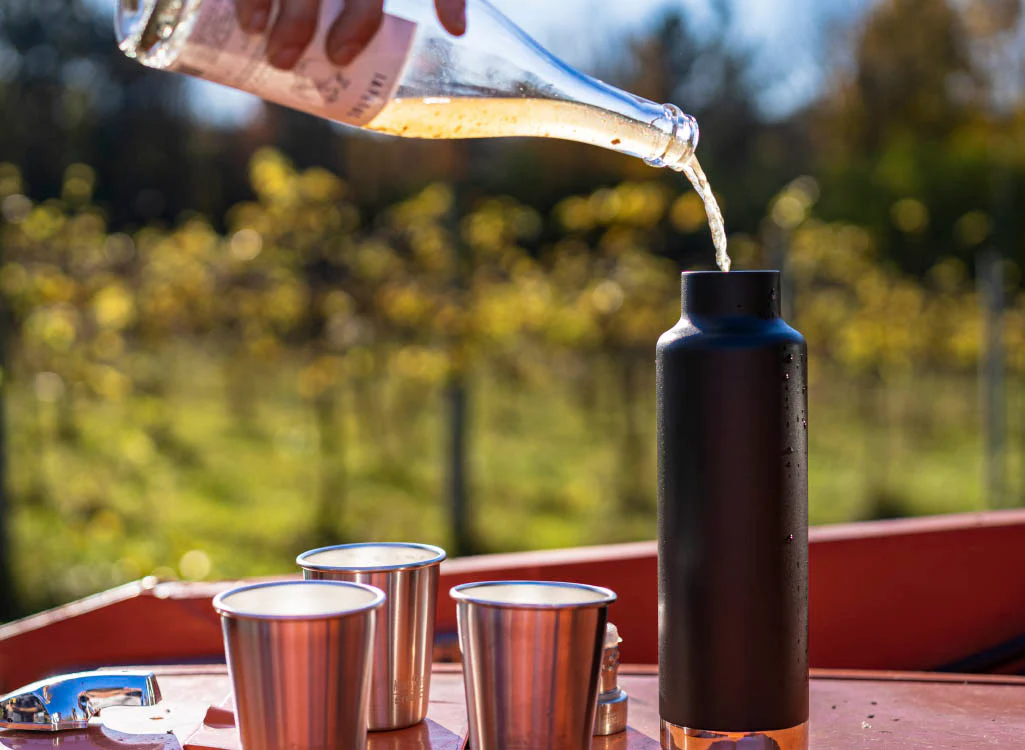 Klean Kanteen 750ml Classic Insulated Bottle with Pour Through Cap - Image 2
