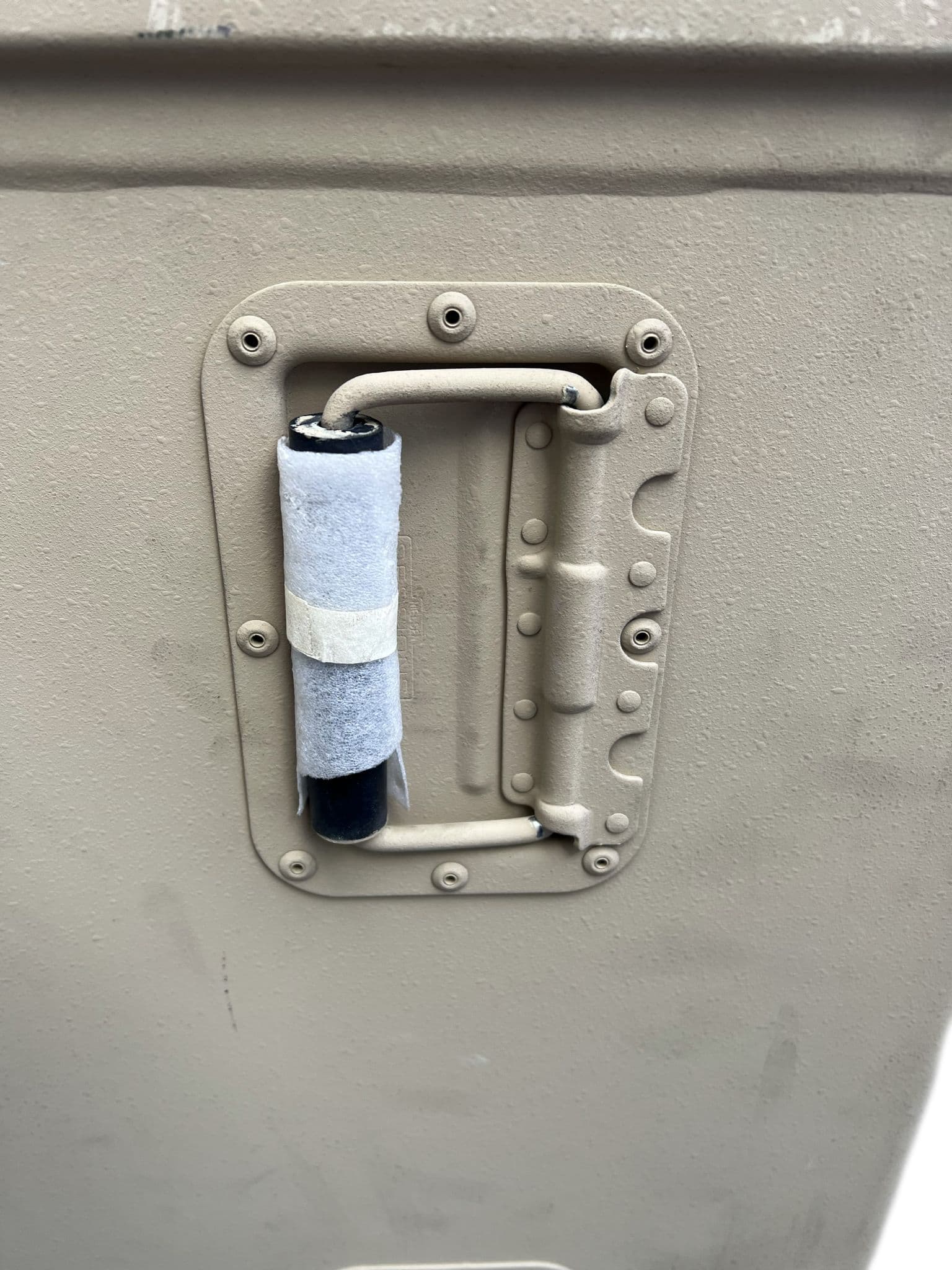 Raytheon USA Massive Pelican Style Military Box - Image 5