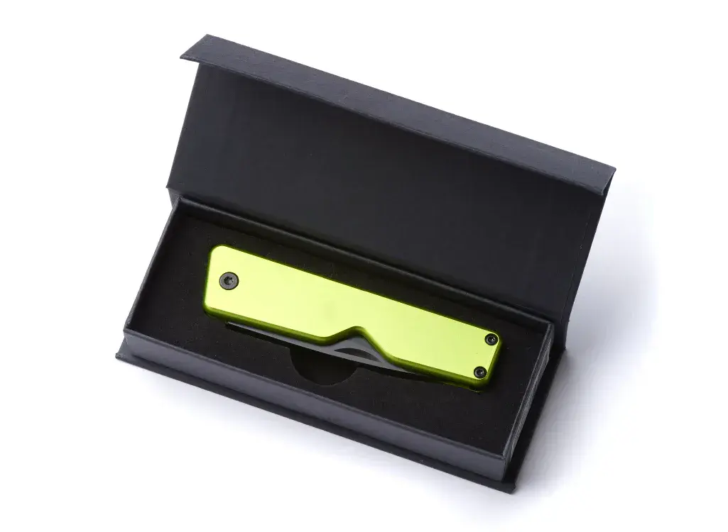Whitby Mint EDC Cactus Green Pocket Knife - UK Legal Carry - Image 4